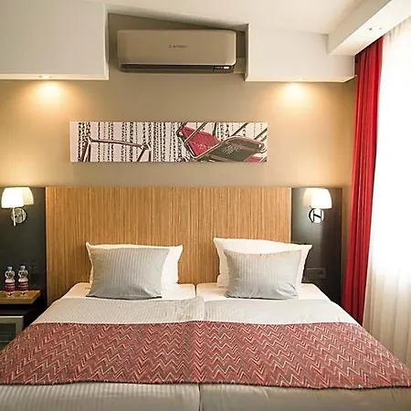 Hotell Hotel Munich City 4*