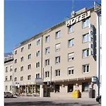 Hotel Munich City מלון 4*