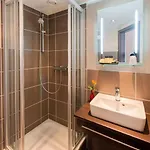 Hotel Munich City מלון 4*