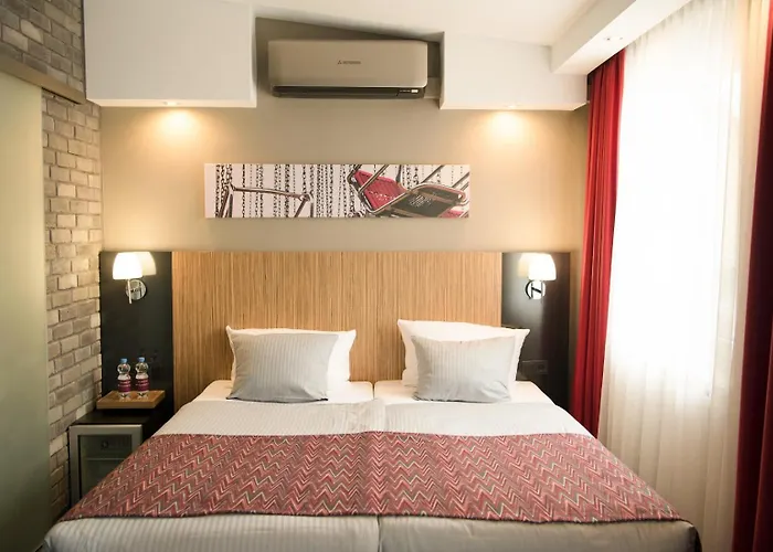מלון Hotel Munich City 4*